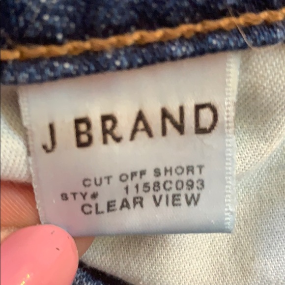 J Brand cut off short in Clear View - Picture 5 of 8